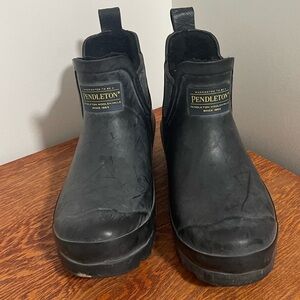 PENDELTON- Chelsea Rain Boots size 7